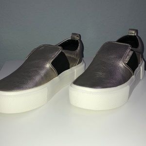 Slip on shoes, KENDALL + KYLIE